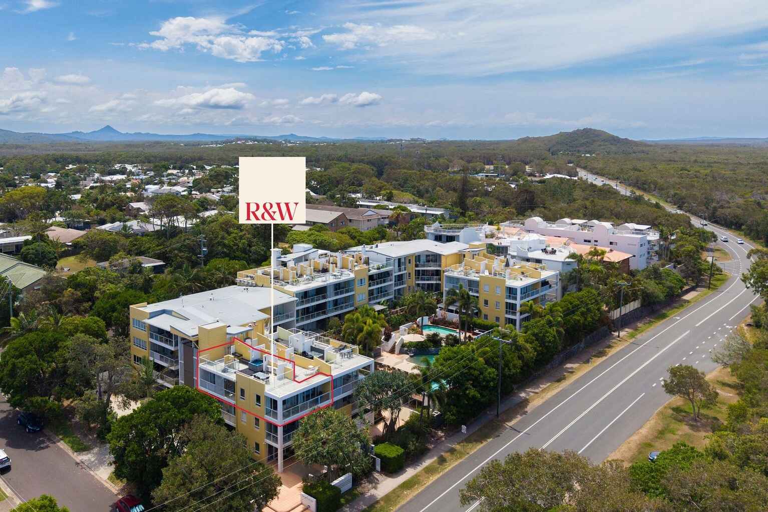 17/1864-1870 David Low Way Coolum Beach