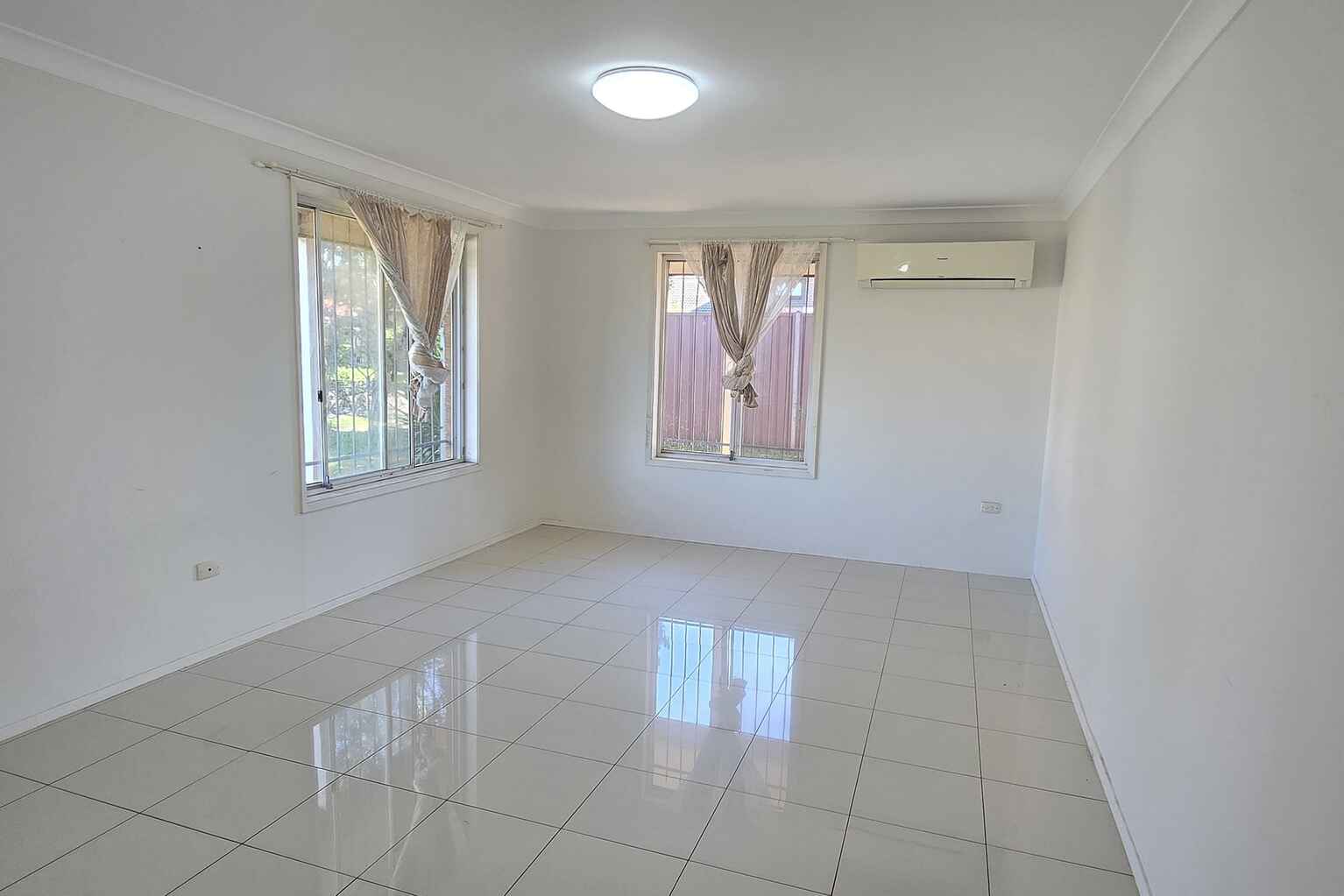 2 Lawley Street Bossley Park