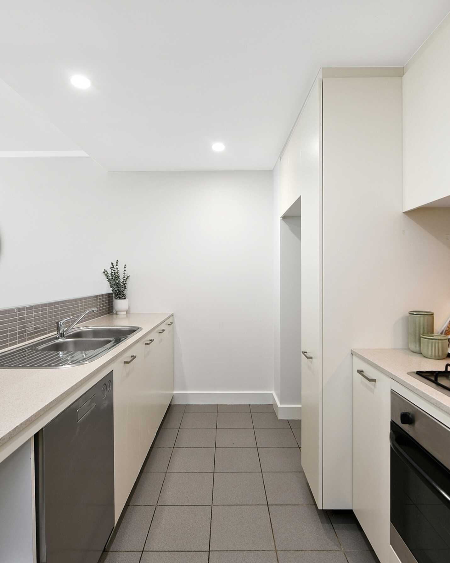 202/35E Arncliffe Street Wolli Creek, Wolli Creek - Thumbnail 4