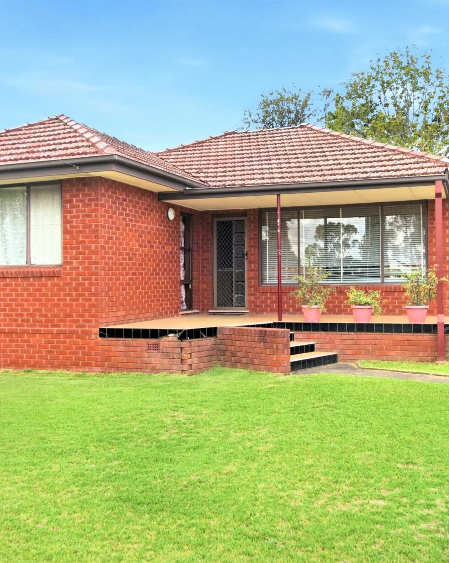 7 Crawford Road, Doonside