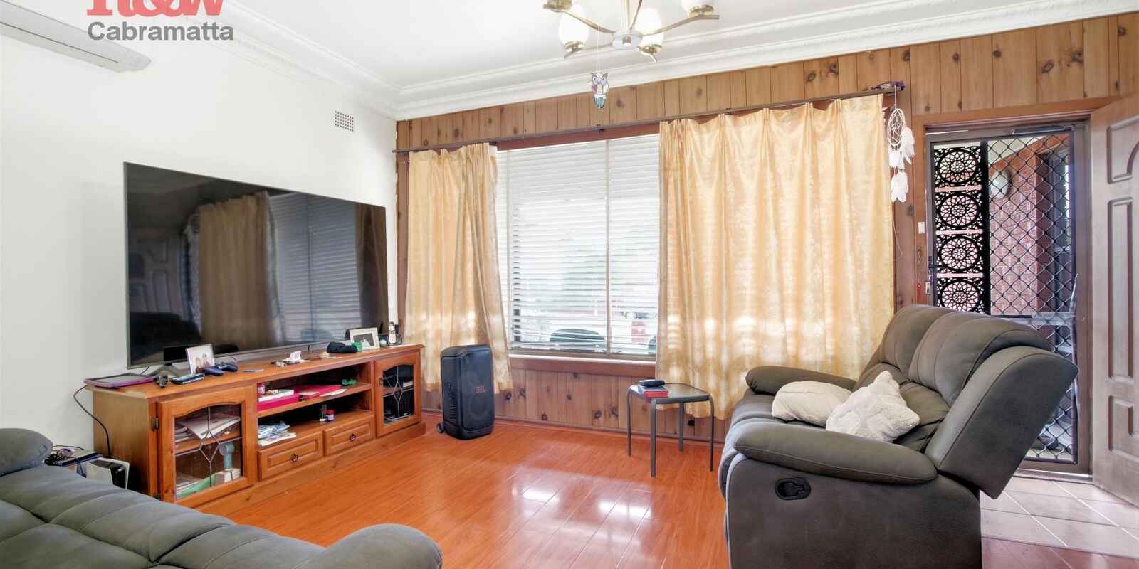 7 Crawford Road, Doonside