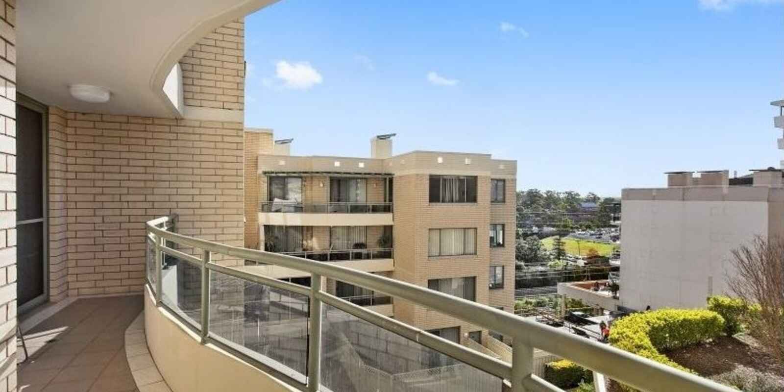 96/107 Pacific Hwy Hornsby