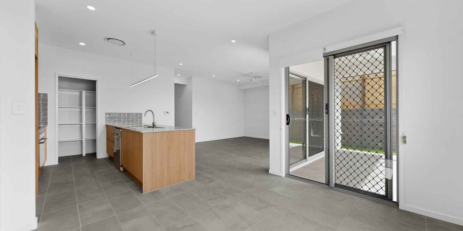 16 Pearwood Walk Narangba