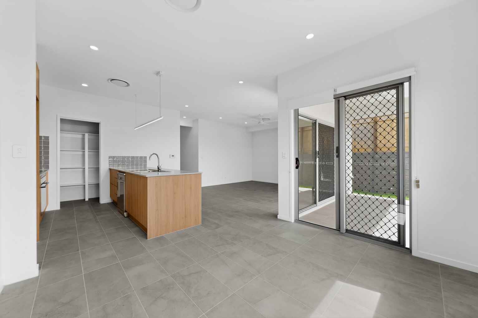 16 Pearwood Walk Narangba