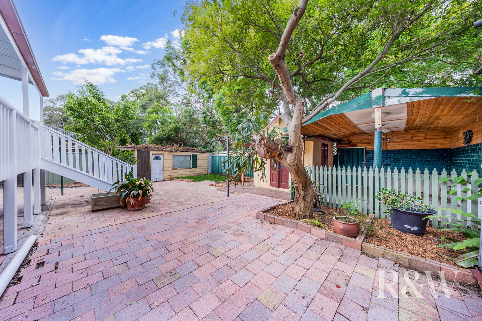 13 LUGARNO AVENUE Leumeah 13 LUGARNO AVENUE Leumeah