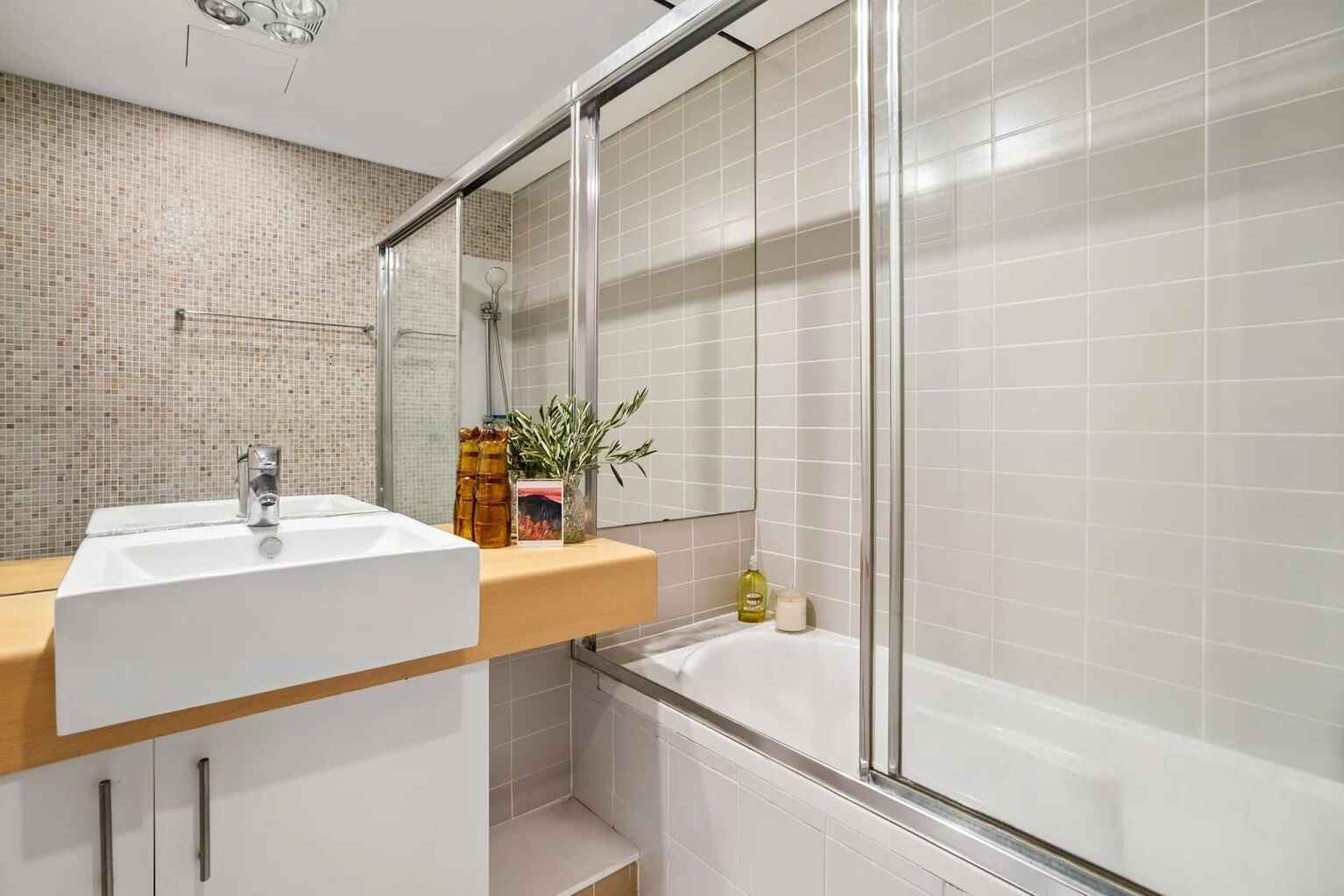 4/11 Flood Street Bondi