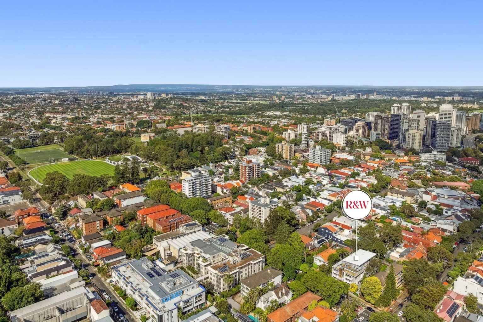 4/11 Flood Street Bondi