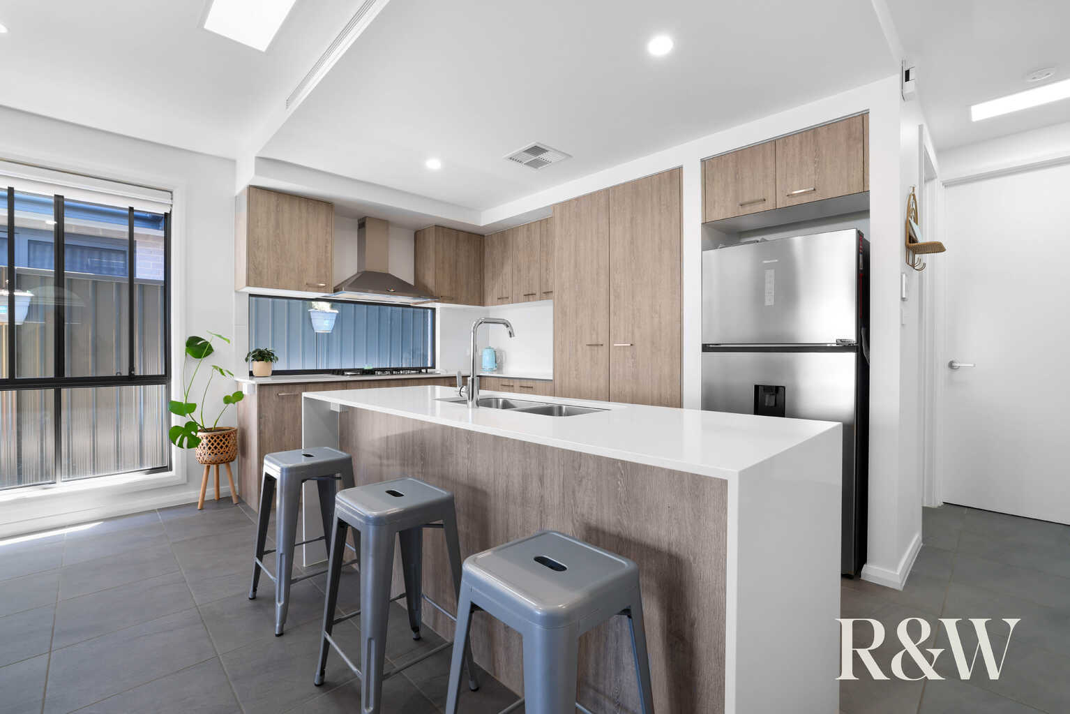 9 DURACK AVENUE Catherine Field 9 DURACK AVENUE Catherine Field