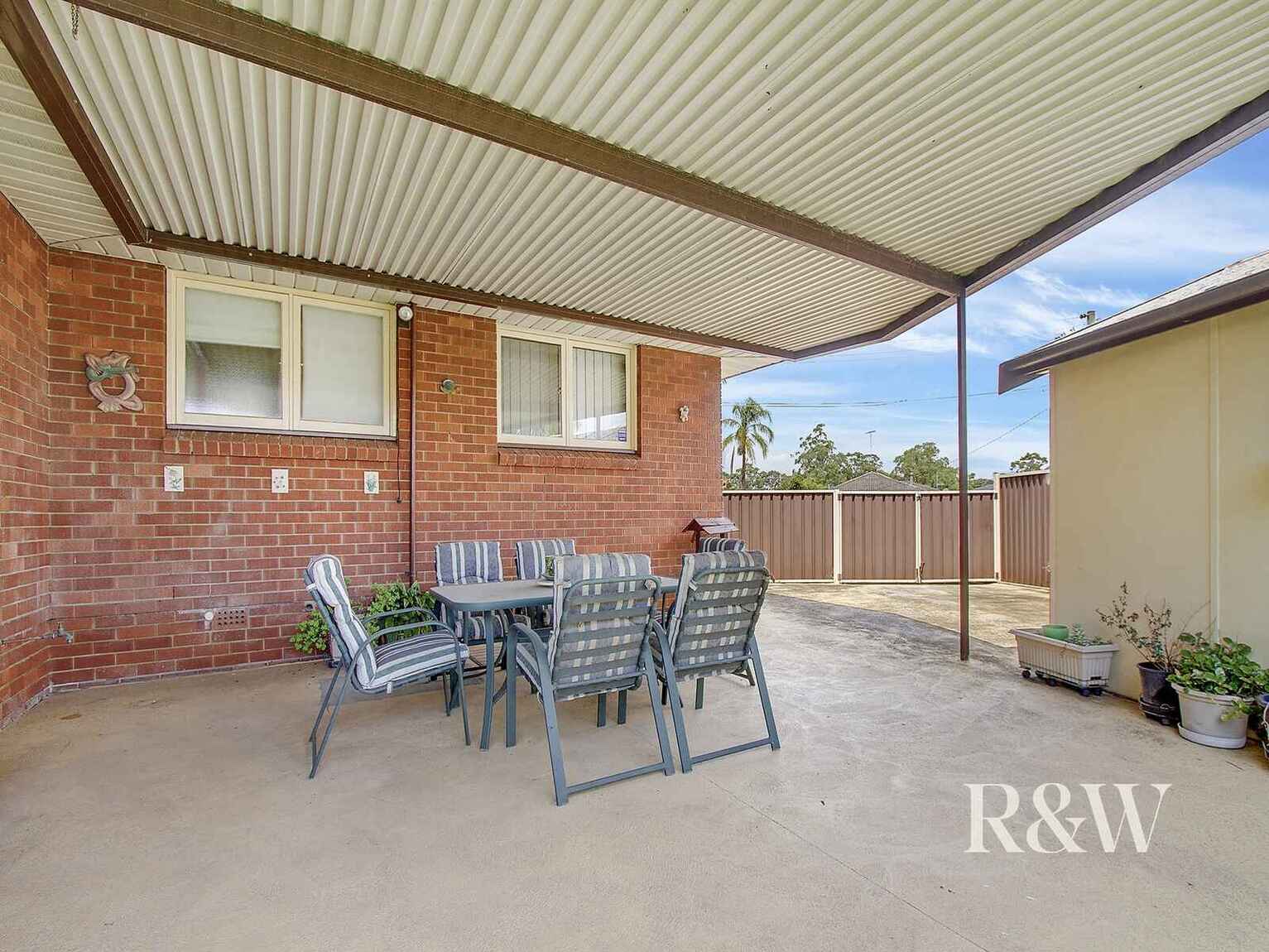 2 Runcorn Avenue Hebersham