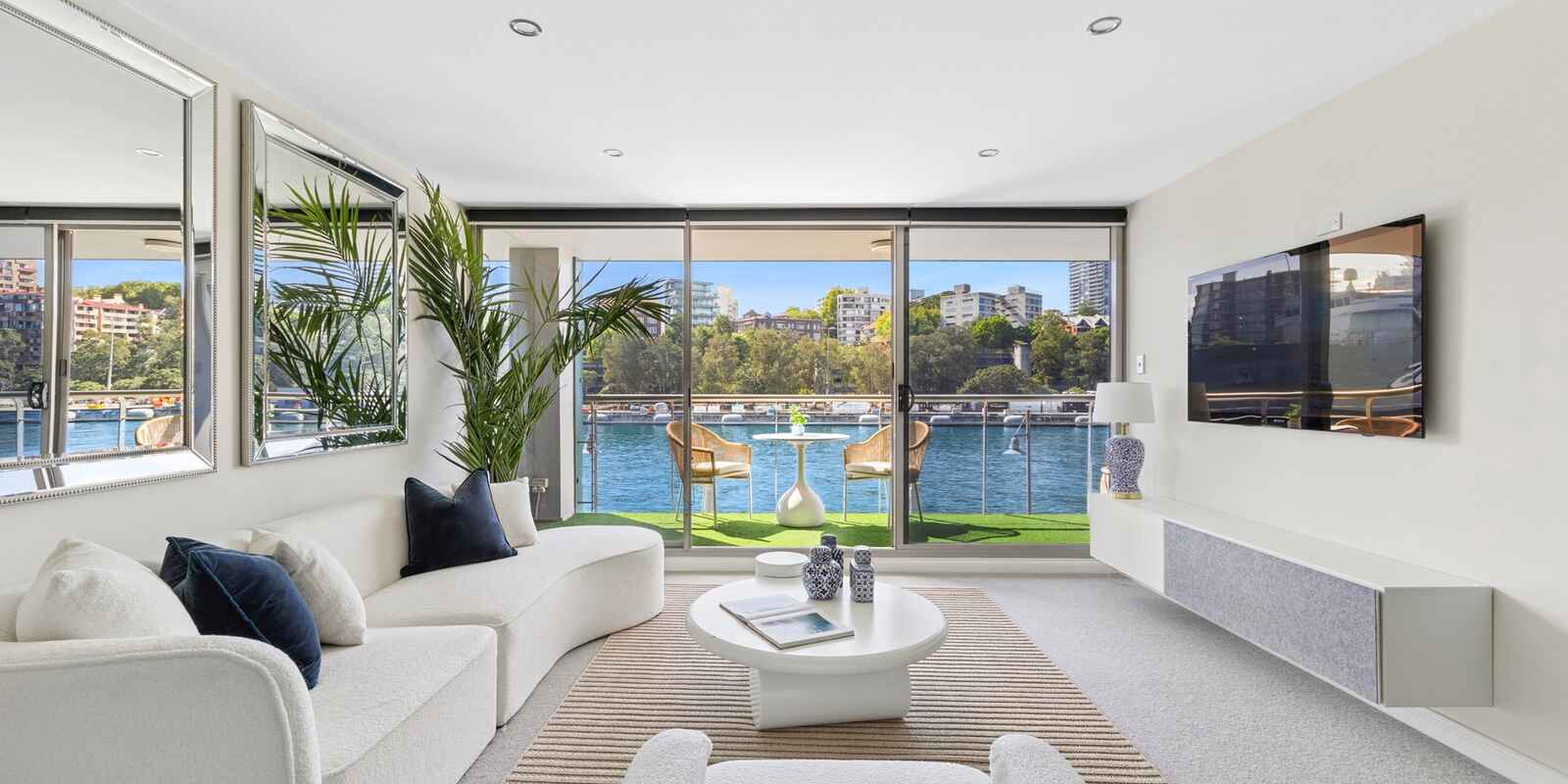 226/6 Cowper Wharf Road Woolloomooloo