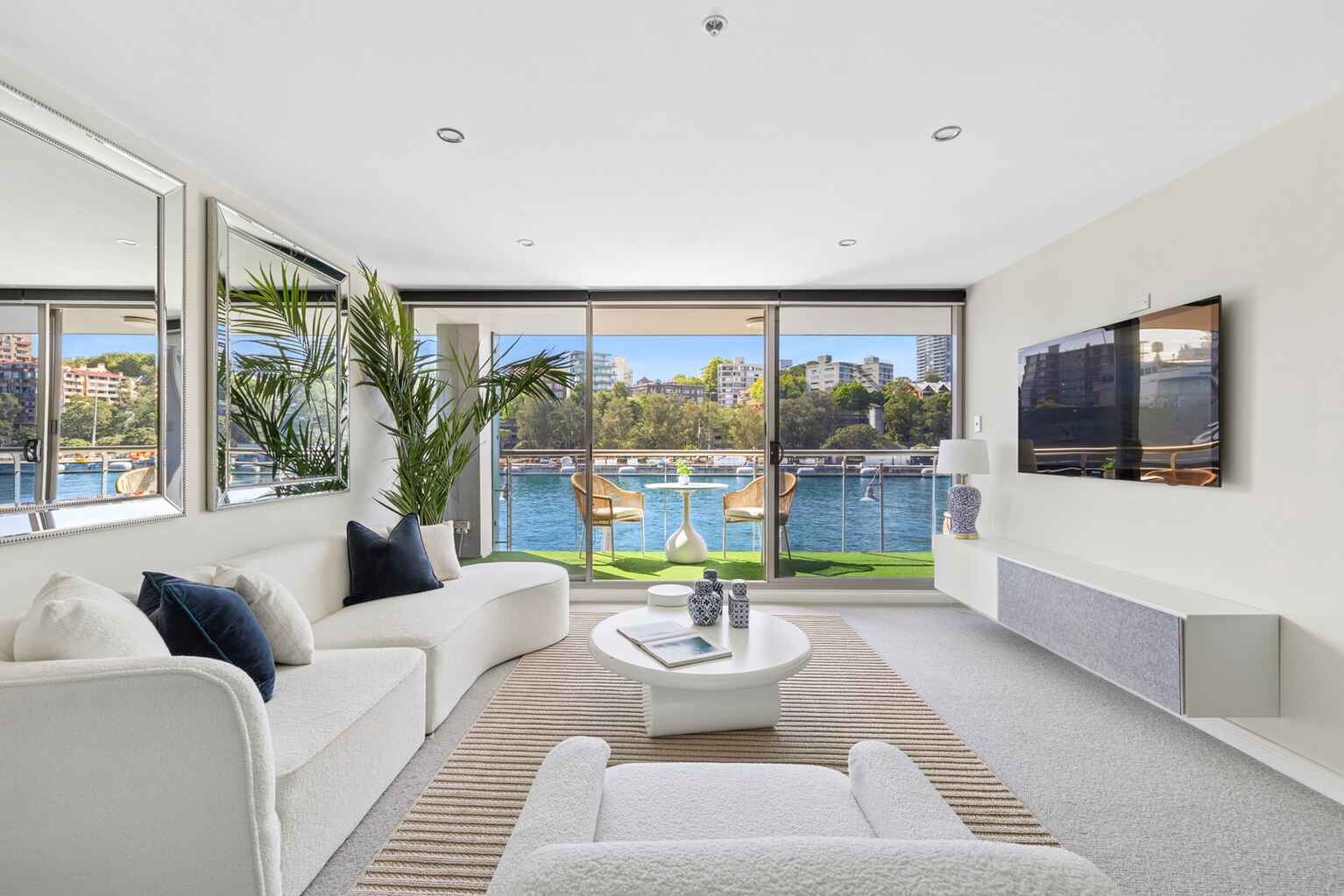 226/6 Cowper Wharf Road Woolloomooloo