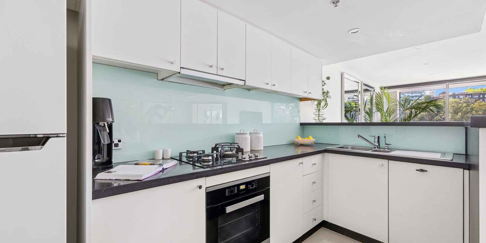 226/6 Cowper Wharf Road Woolloomooloo