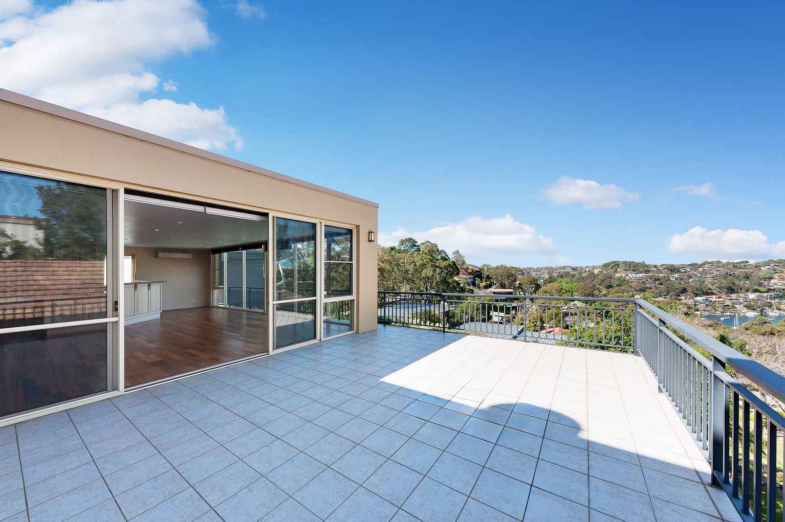 242  Edinburgh Road  Castlecrag
