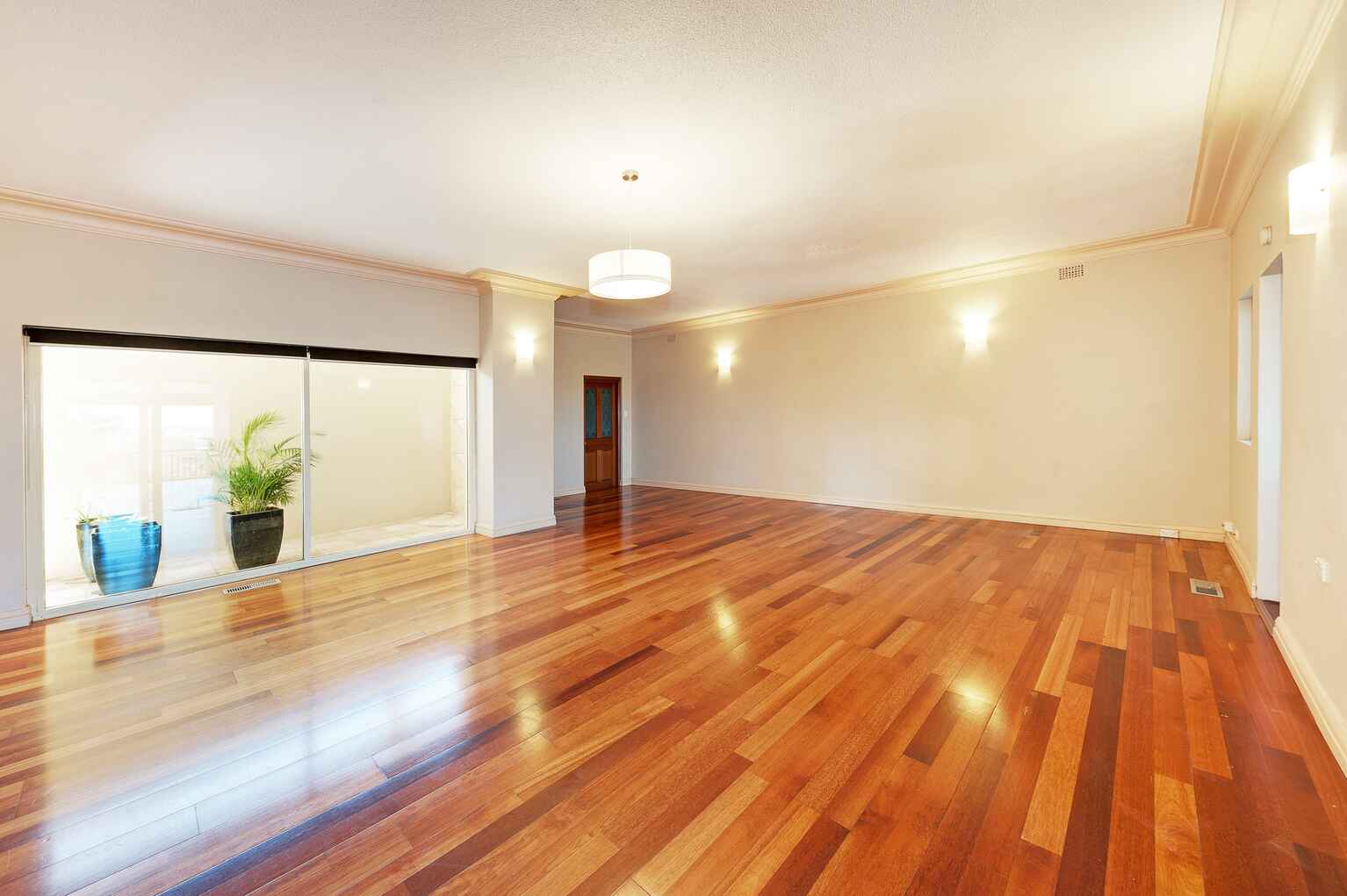 242  Edinburgh Road  Castlecrag