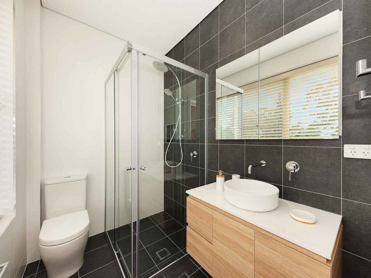 242  Edinburgh Road  Castlecrag