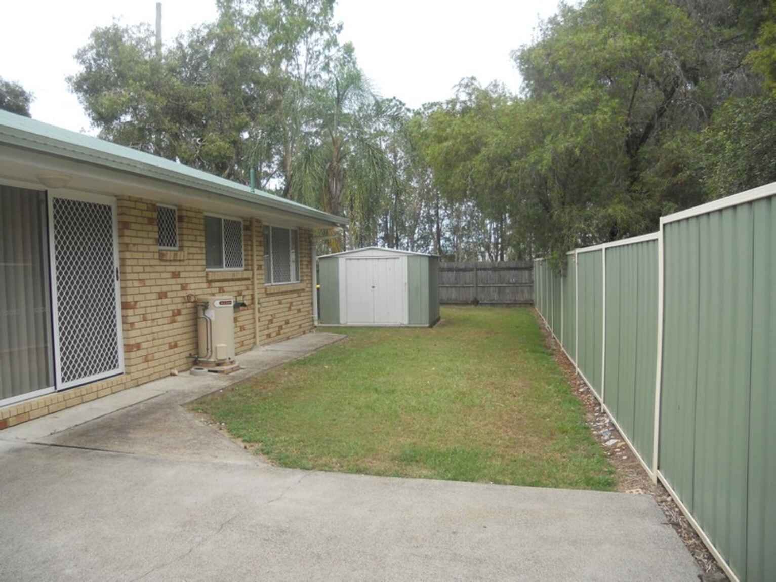 2/27 Manley Street Caboolture