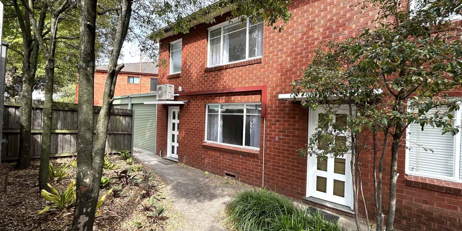 2/30 Broadarrow Road Narwee