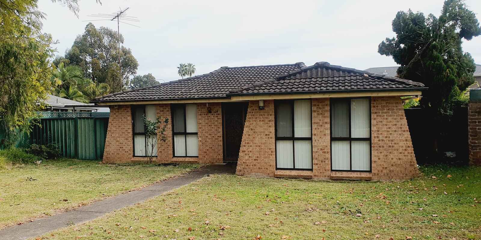 24 Dorset Close Wakeley