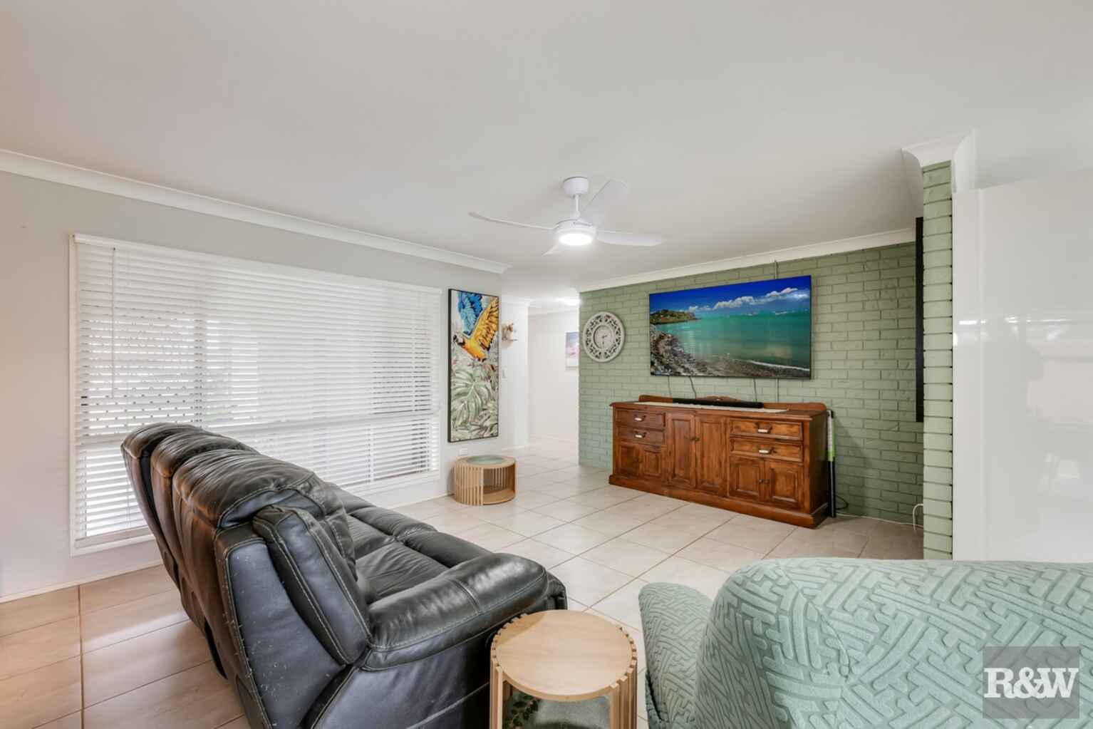 30 SUNSET Drive Thabeban 30 SUNSET Drive Thabeban