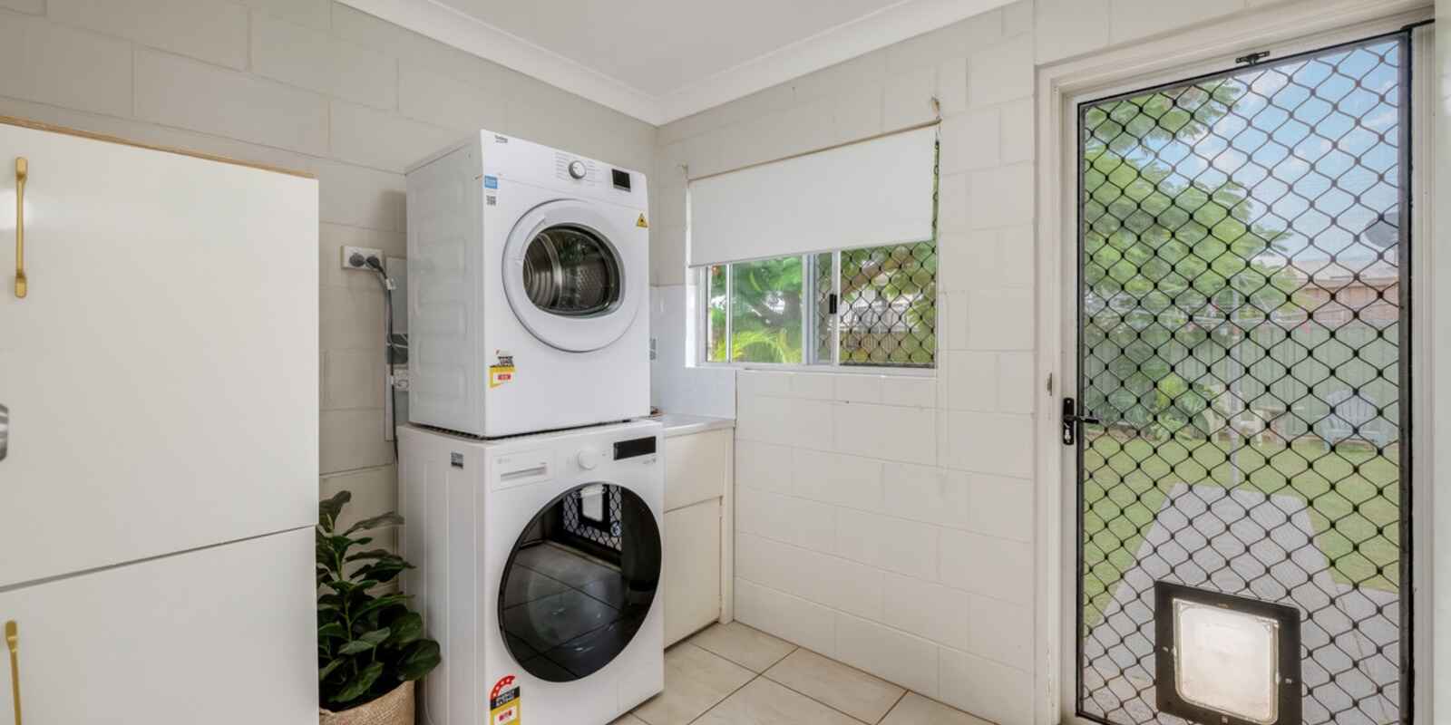 30 SUNSET Drive Thabeban 30 SUNSET Drive Thabeban