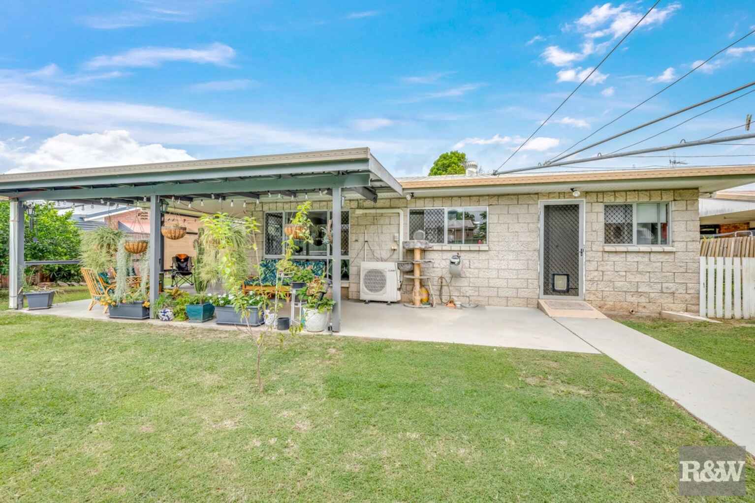 30 SUNSET Drive Thabeban 30 SUNSET Drive Thabeban