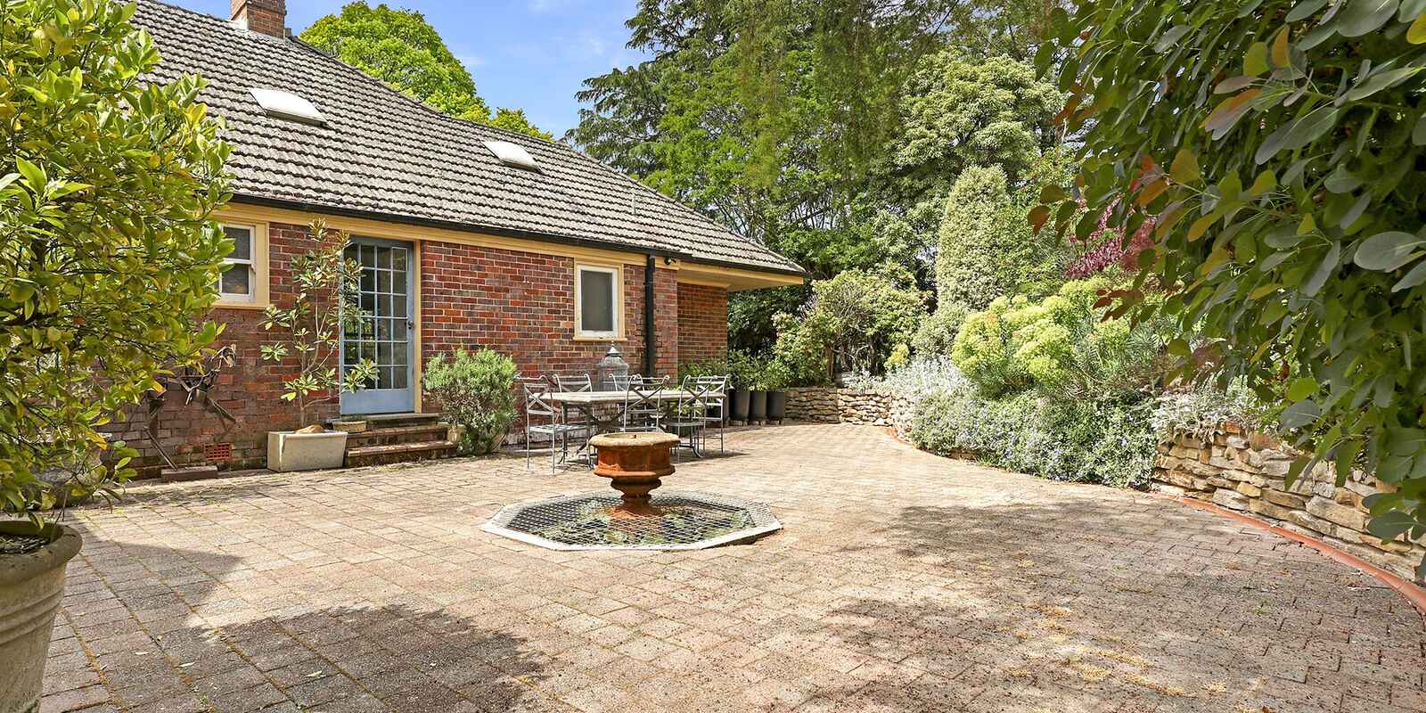 31-33 Robertson Road Moss Vale