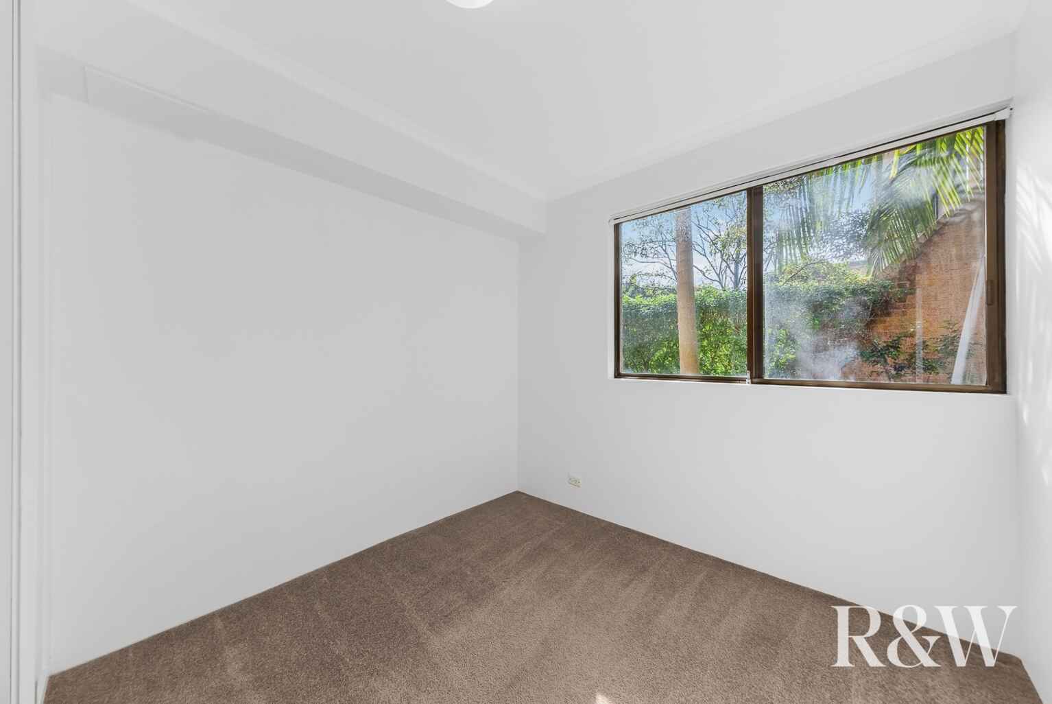 10/2 Rodborough Avenue Crows Nest
