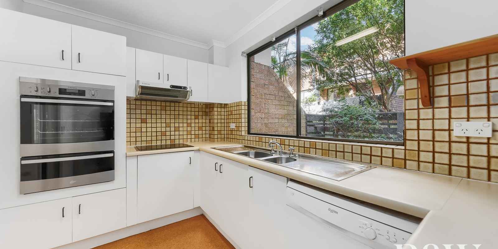 10/2 Rodborough Avenue Crows Nest