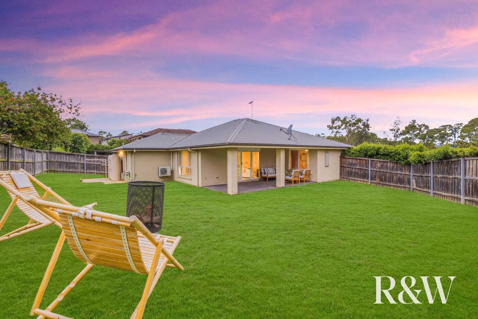 10 JARVISFIELD PLACE Macquarie Links