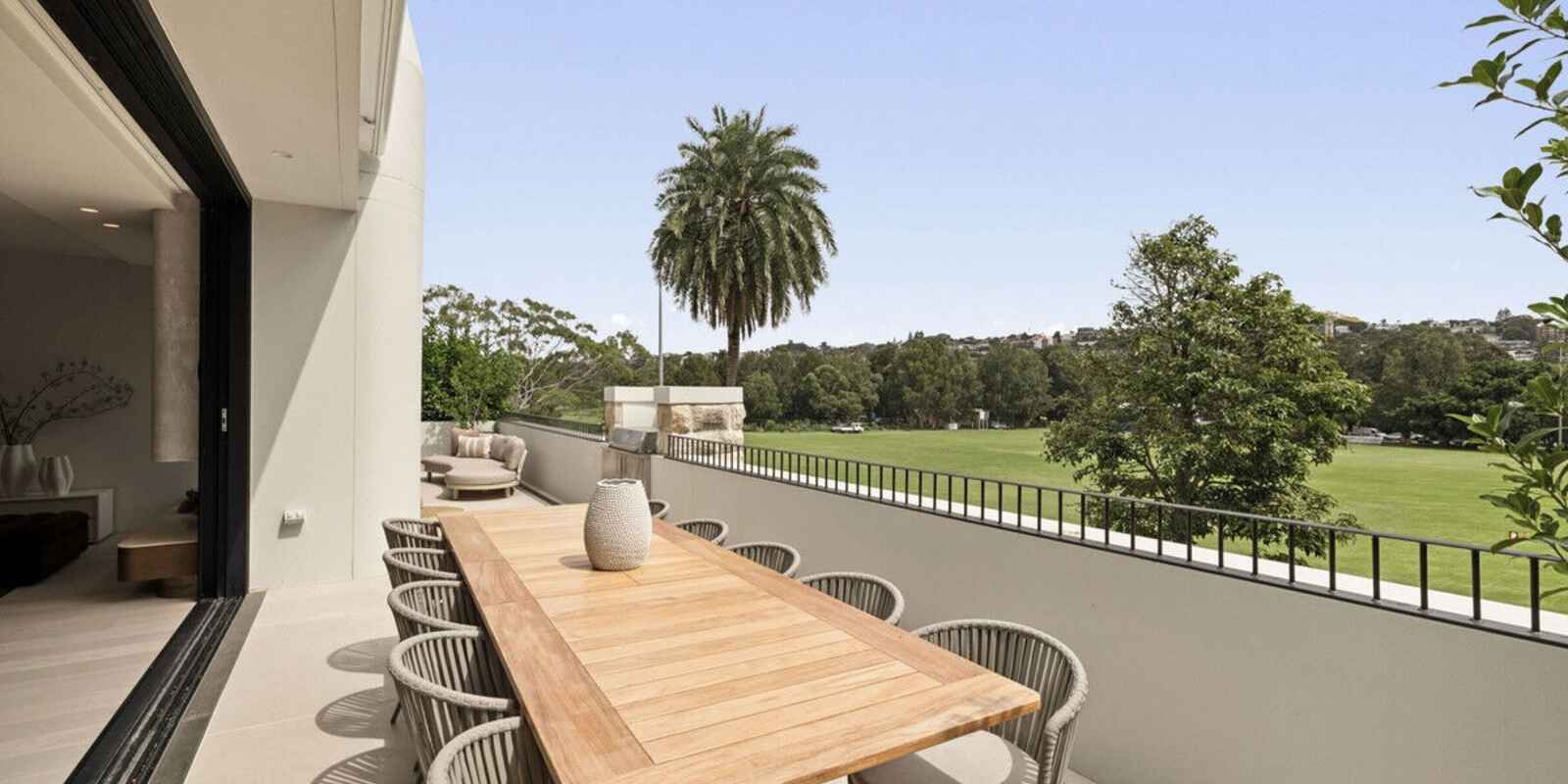 2/30 Kent Road Rose Bay