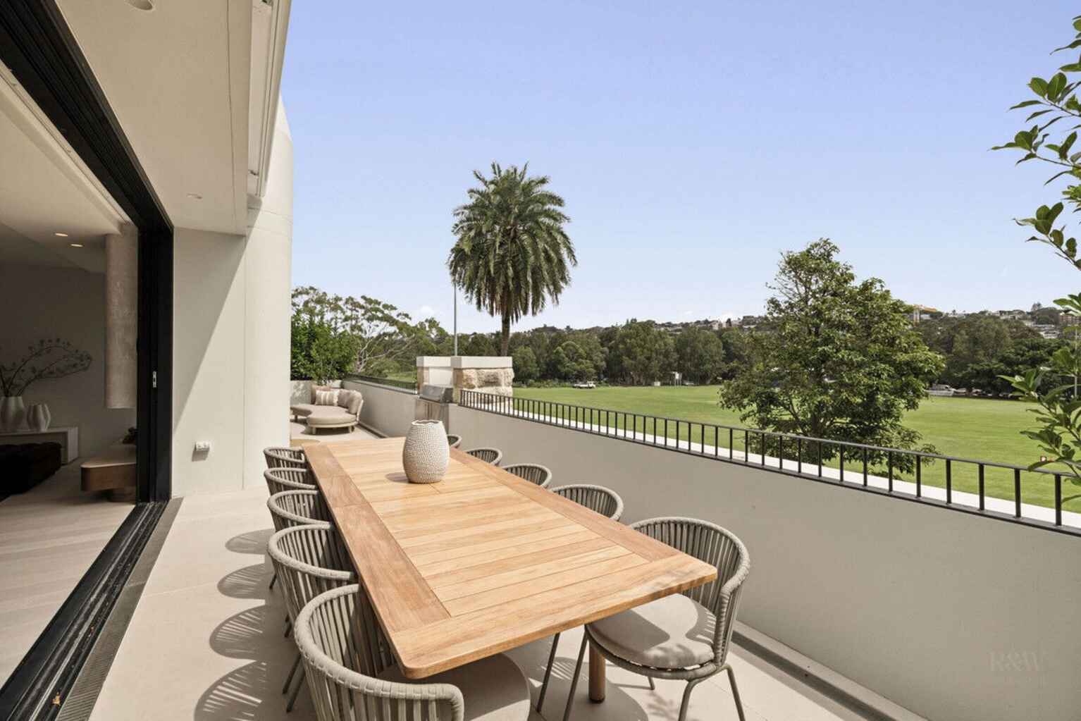 2/30 Kent Road Rose Bay