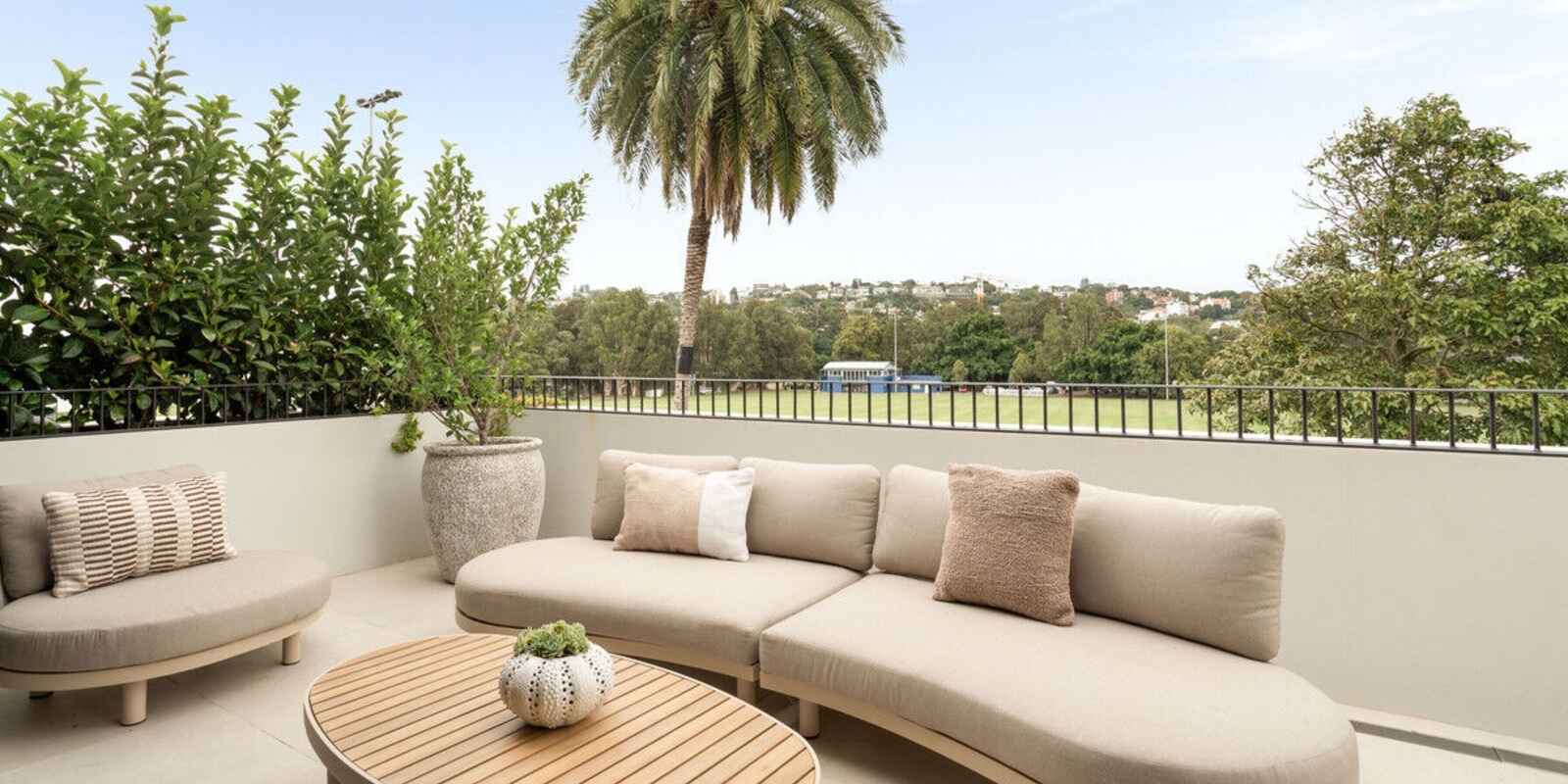 2/30 Kent Road Rose Bay