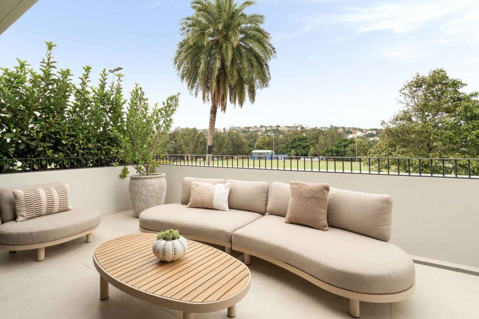 2/30 Kent Road Rose Bay