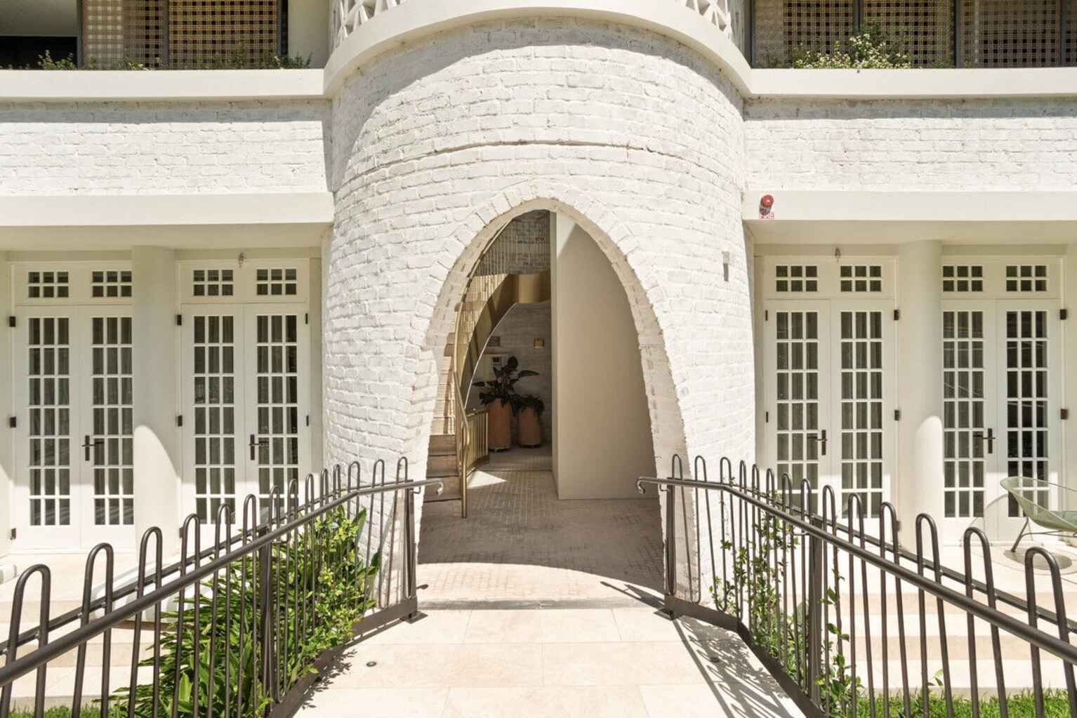 2/30 Kent Road Rose Bay