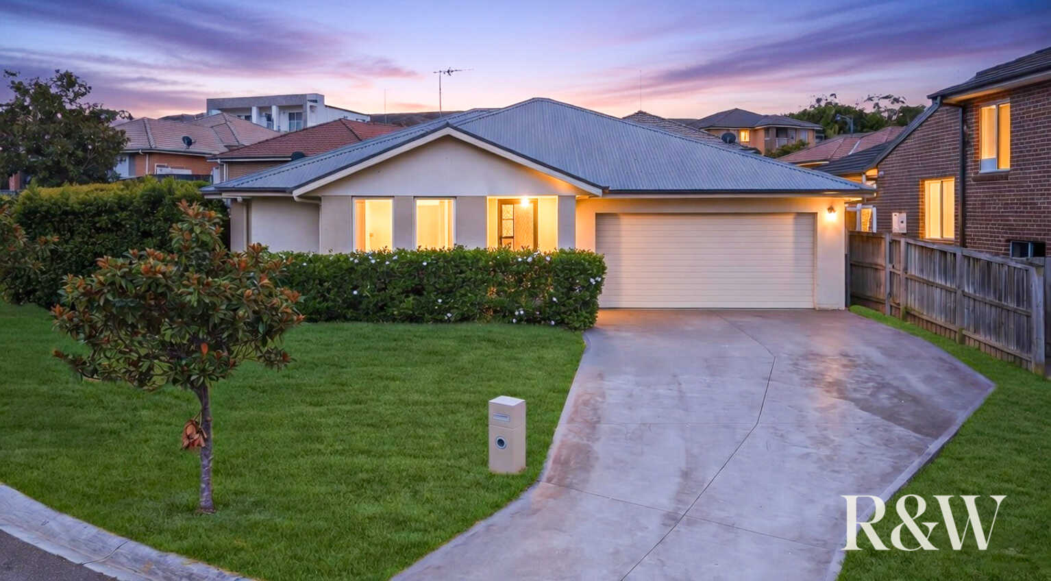 10 JARVISFIELD PLACE Macquarie Links