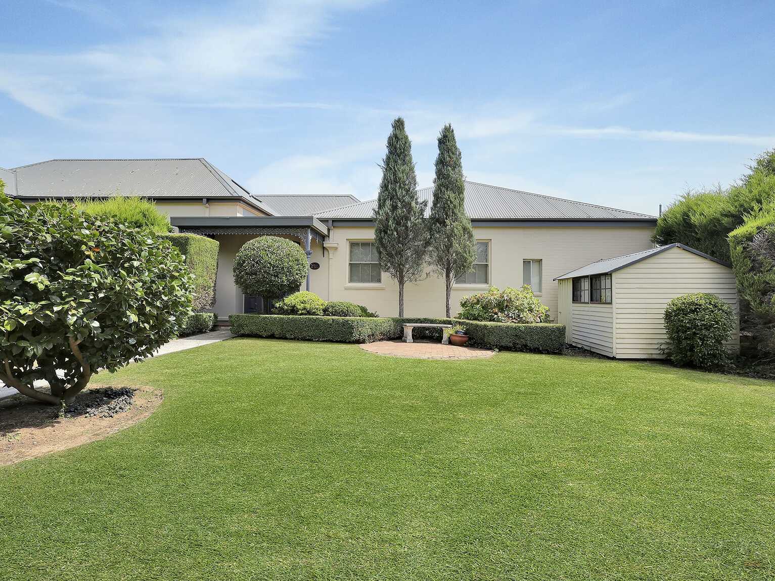 2/12 Arthur Street Moss Vale