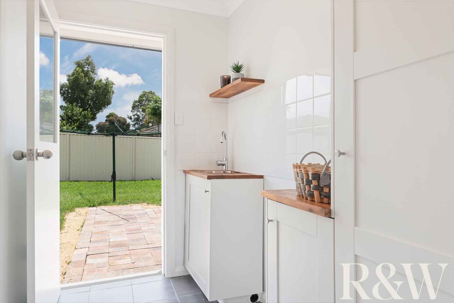 13 & 13A Warrenton Street St Clair