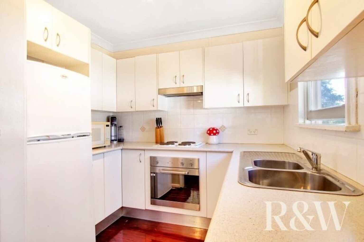 7 Luzon Avenue Lethbridge Park