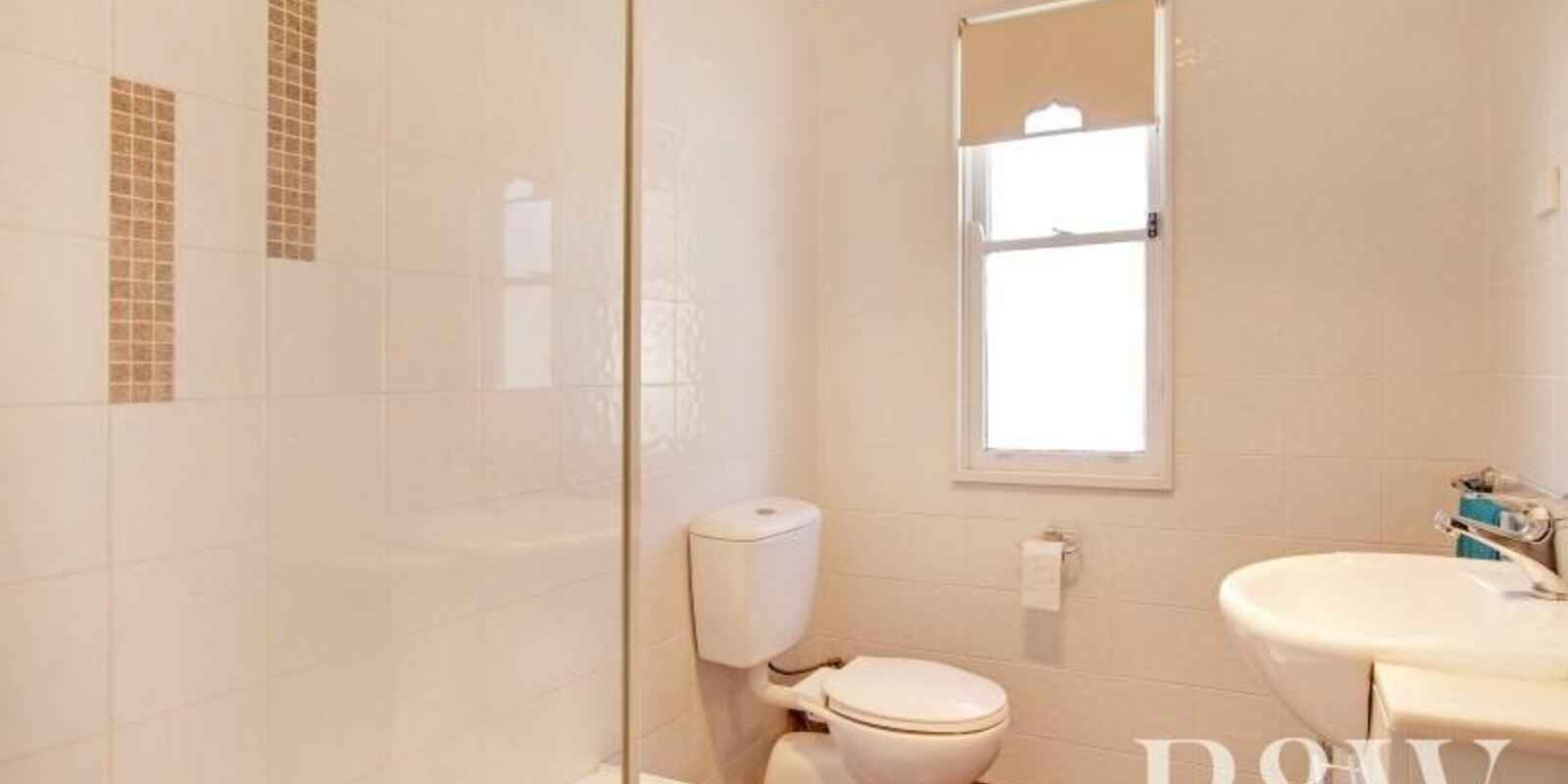 7 Luzon Avenue Lethbridge Park