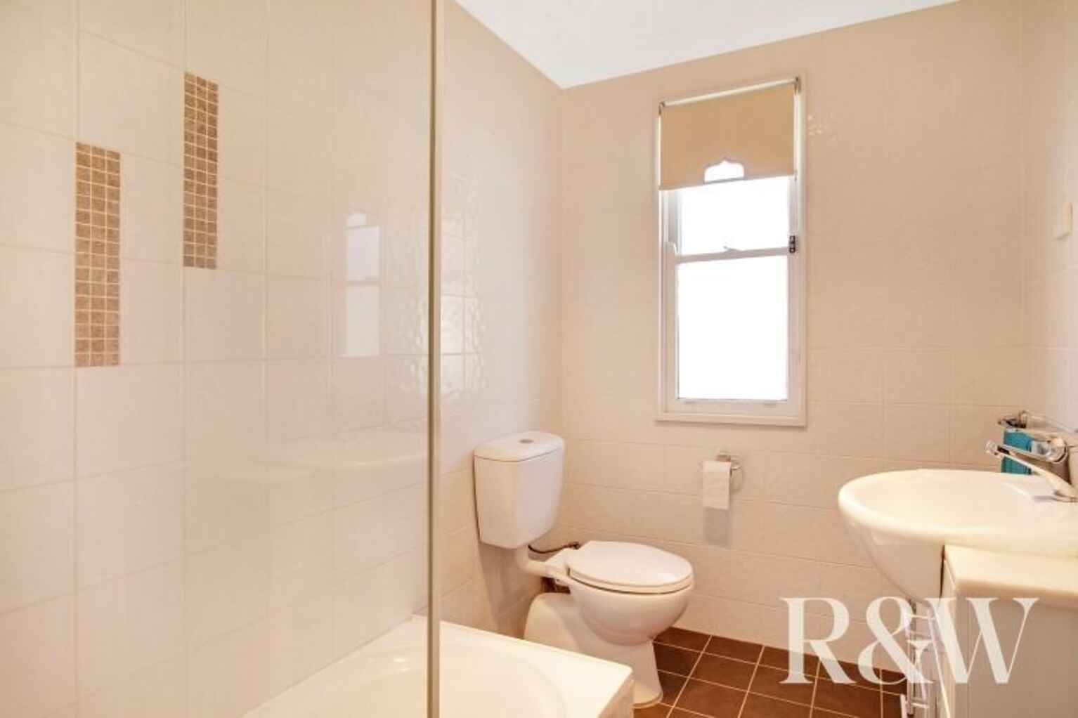 7 Luzon Avenue Lethbridge Park