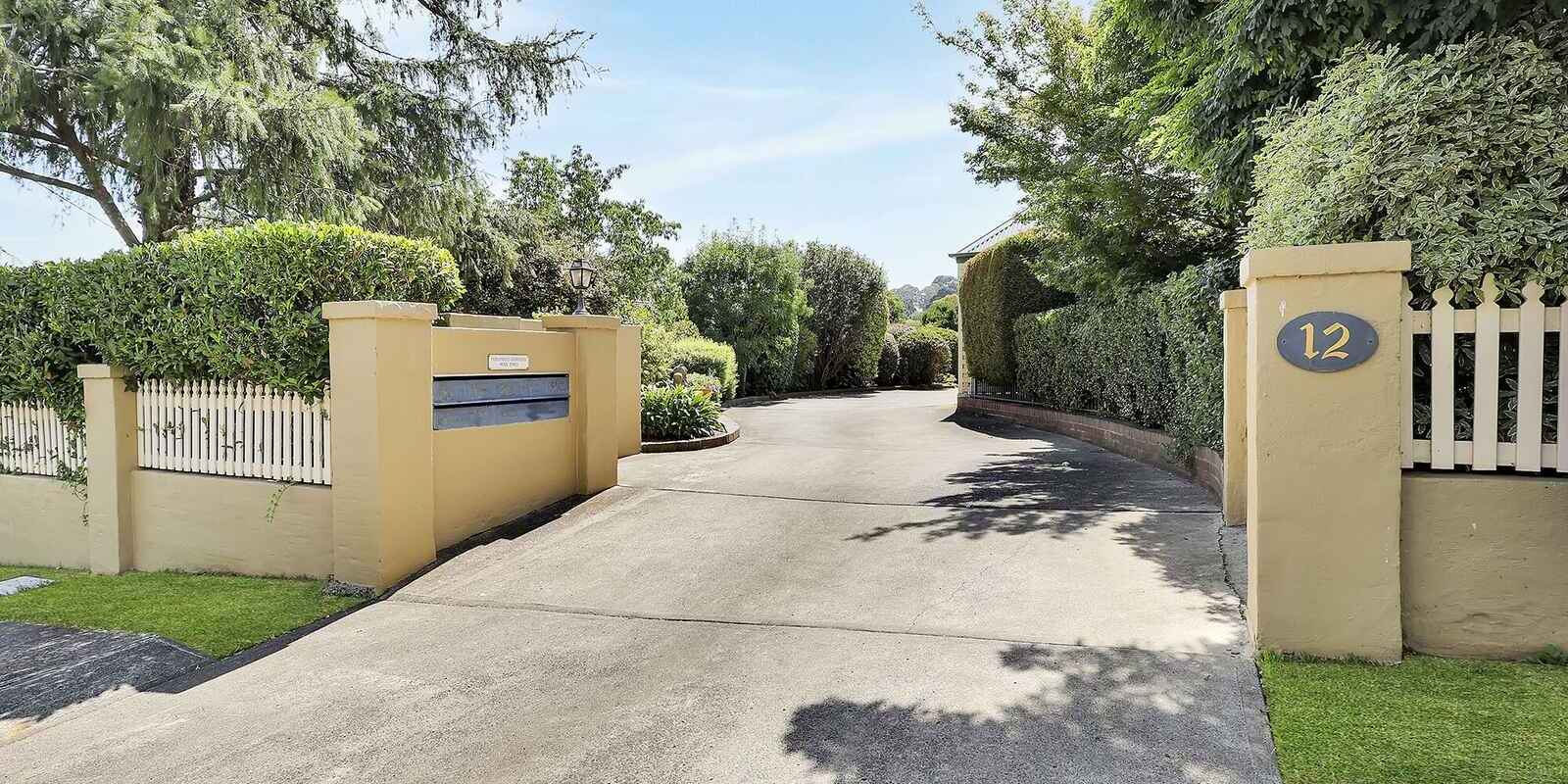 2/12 Arthur Street Moss Vale