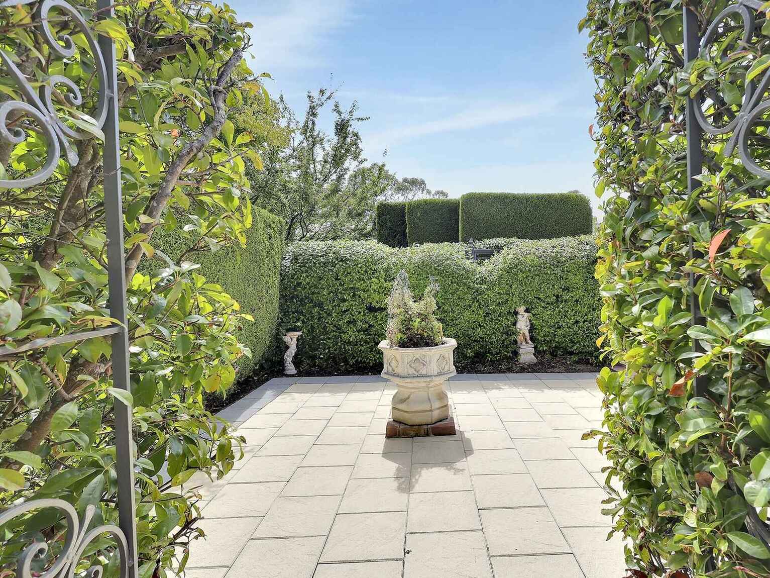 2/12 Arthur Street Moss Vale