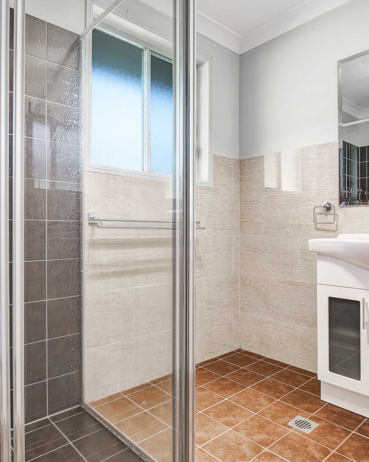 3 Antonio Close Rosemeadow, Rosemeadow - Thumbnail 5
