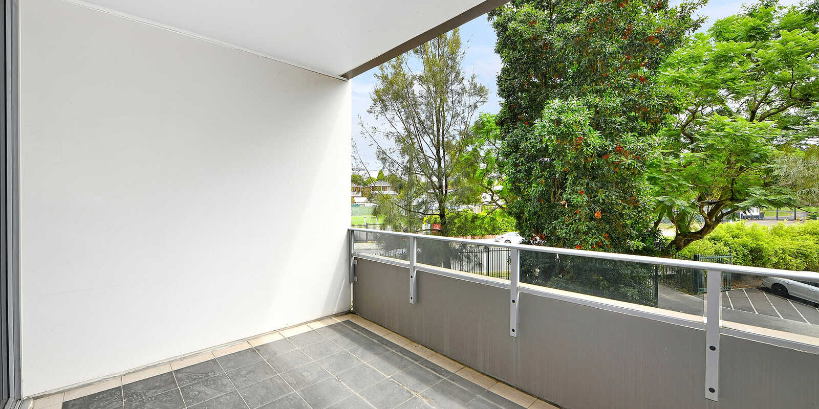 439/3 Loftus Street Turrella