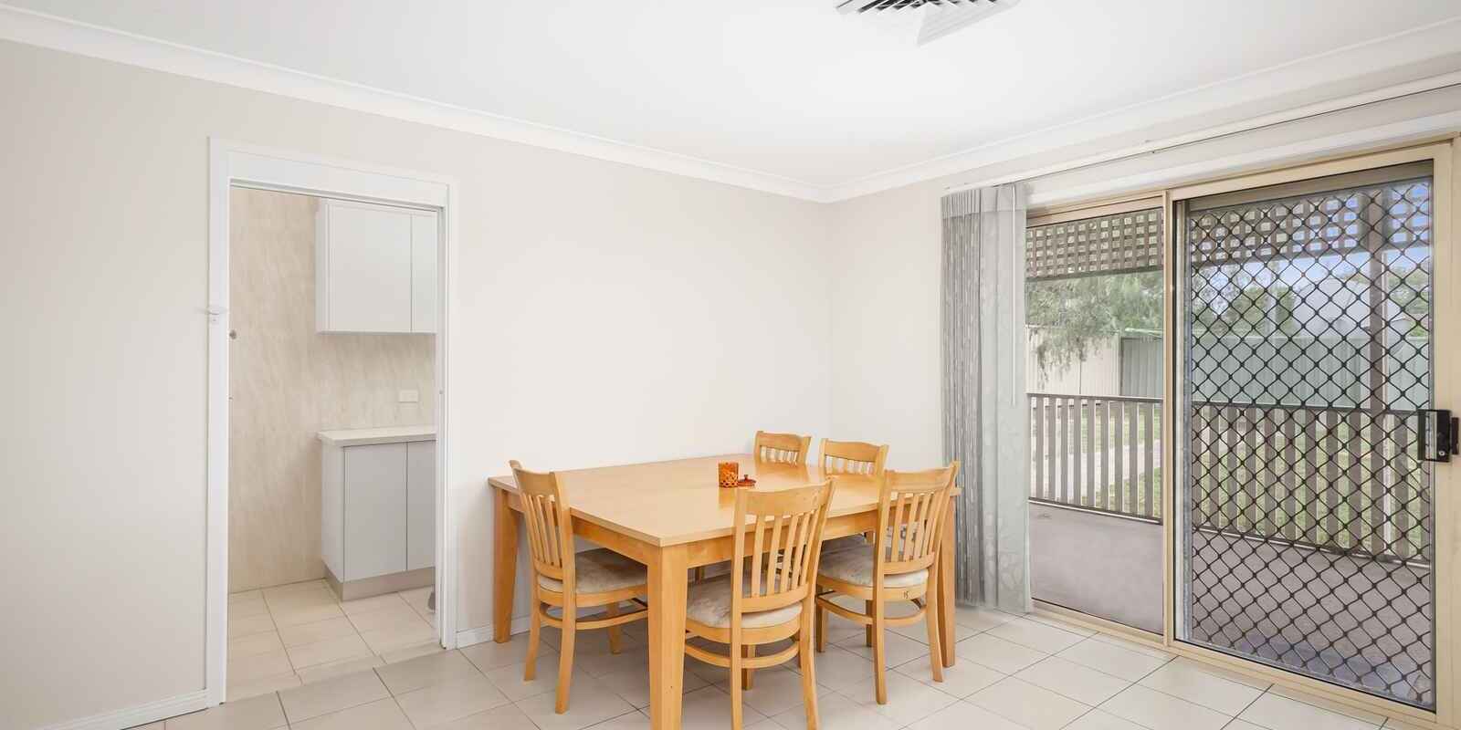 6 Ashwick Circuit St Clair