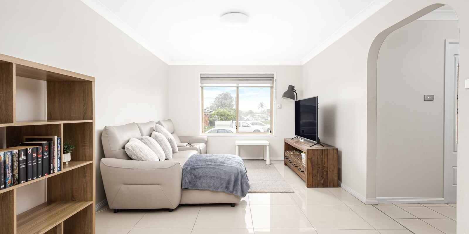 6 Ashwick Circuit St Clair