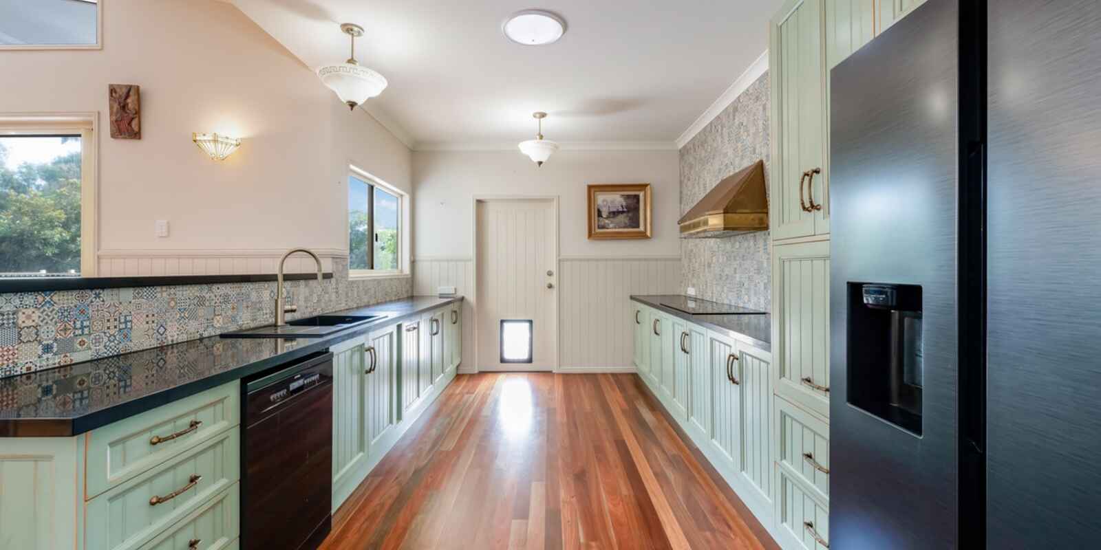 86 Sylvan Drive Moore Park Beach 86 Sylvan Drive Moore Park Beach