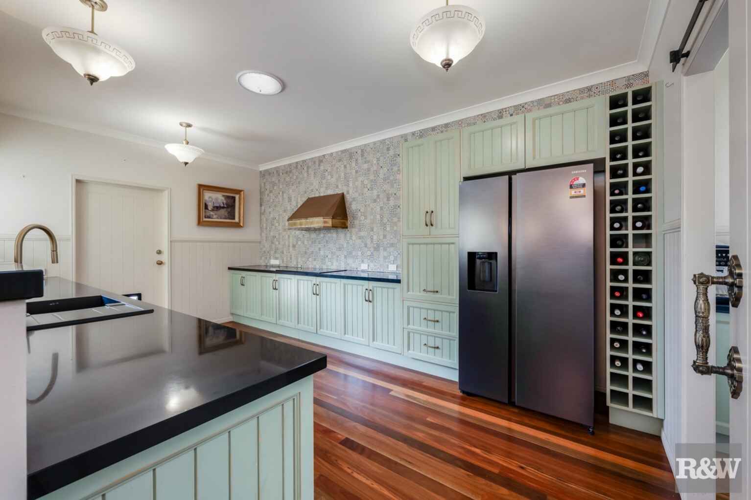 86 Sylvan Drive Moore Park Beach 86 Sylvan Drive Moore Park Beach