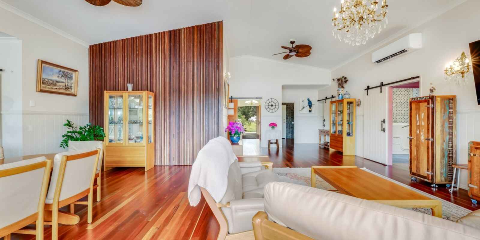 86 Sylvan Drive Moore Park Beach 86 Sylvan Drive Moore Park Beach