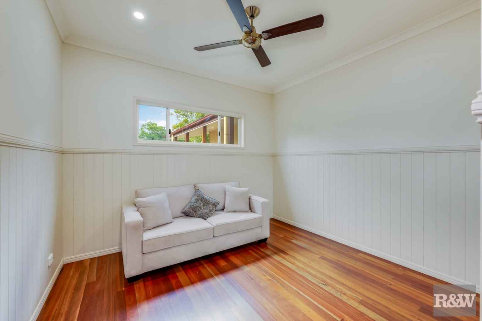 86 Sylvan Drive Moore Park Beach 86 Sylvan Drive Moore Park Beach